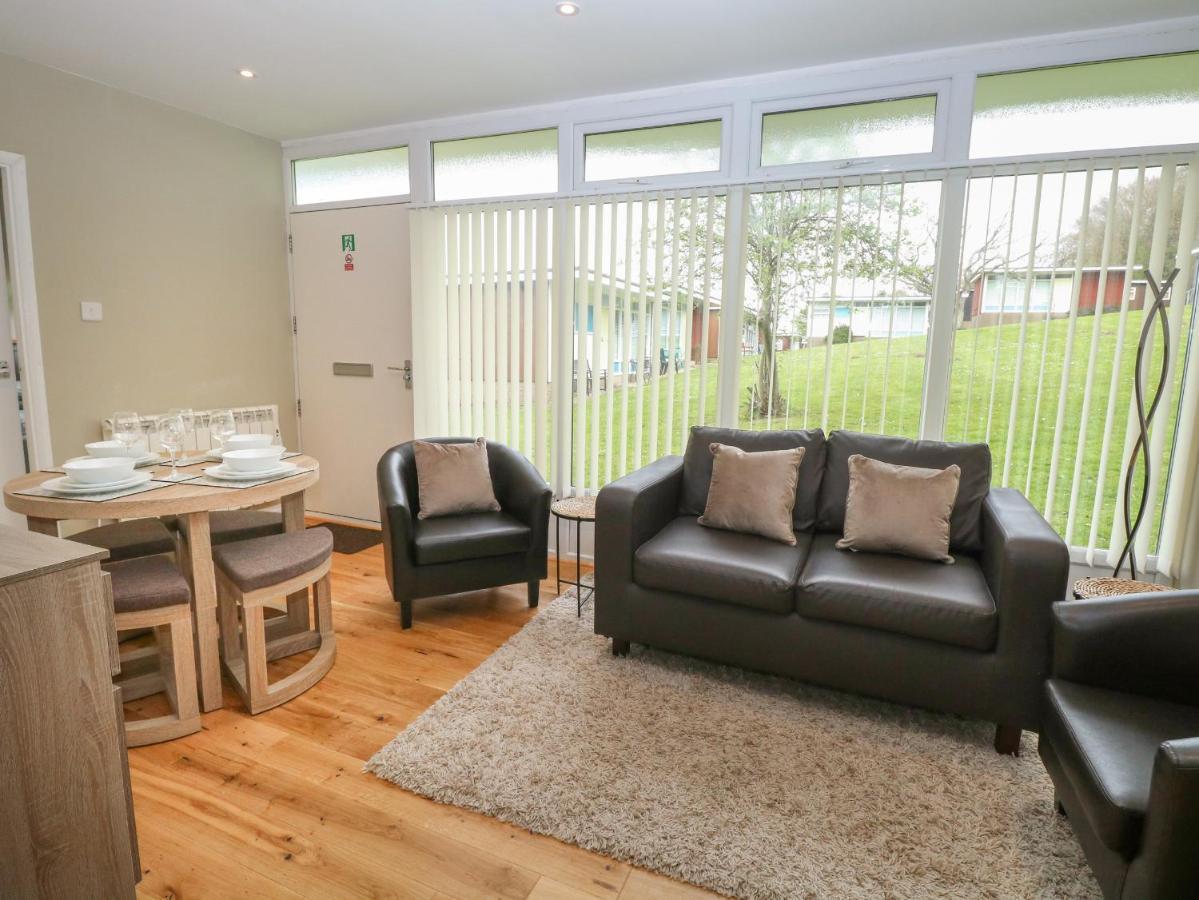107 Kings Park Cromer